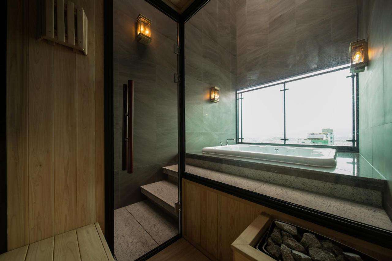 Gwangju Metropolitan City Utop Boutique Hotel&Residence מראה חיצוני תמונה